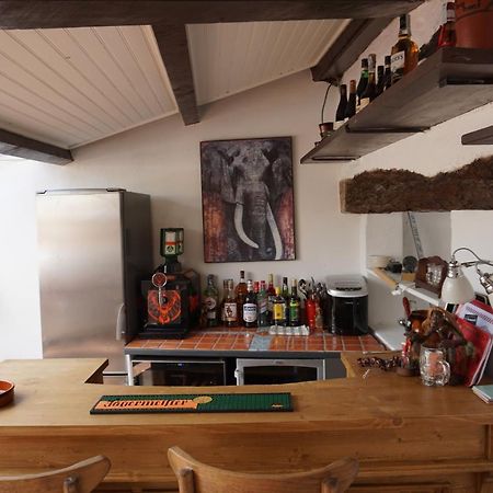 Apartamento La Maison Des Artistes Cotignac Exterior foto